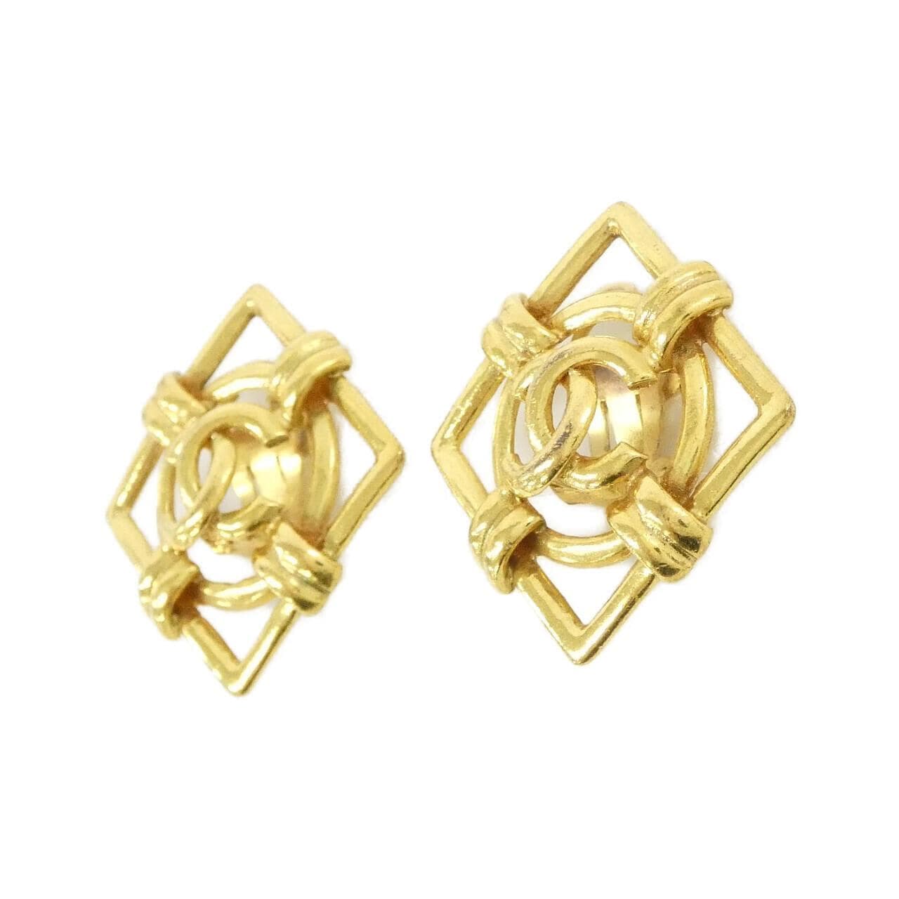 CHANEL Accessories