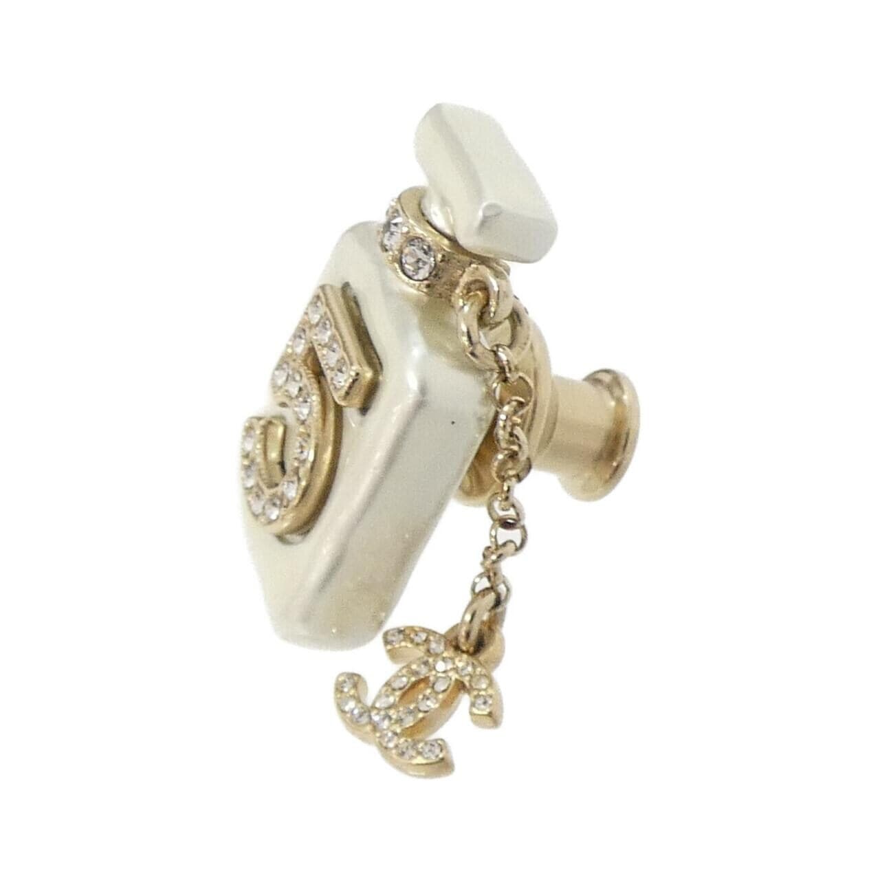 CHANEL Accessories