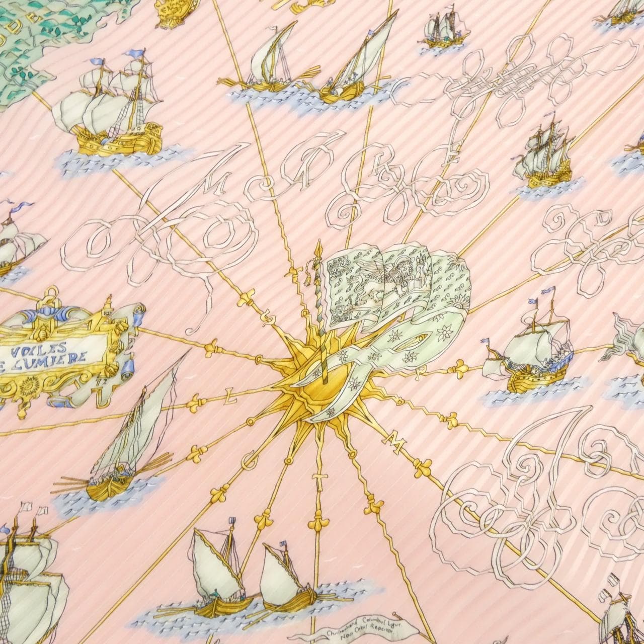 HERMES Scarf