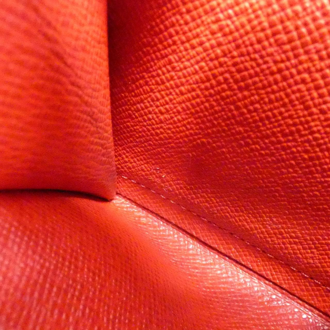 LOUIS VUITTON M6354E 銀包 Epi