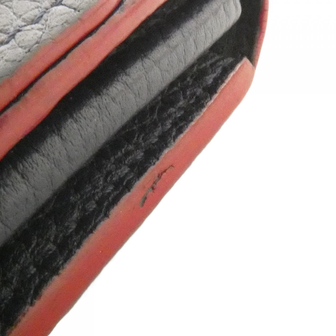 LOUIS VUITTON Capucines M63739 銀包