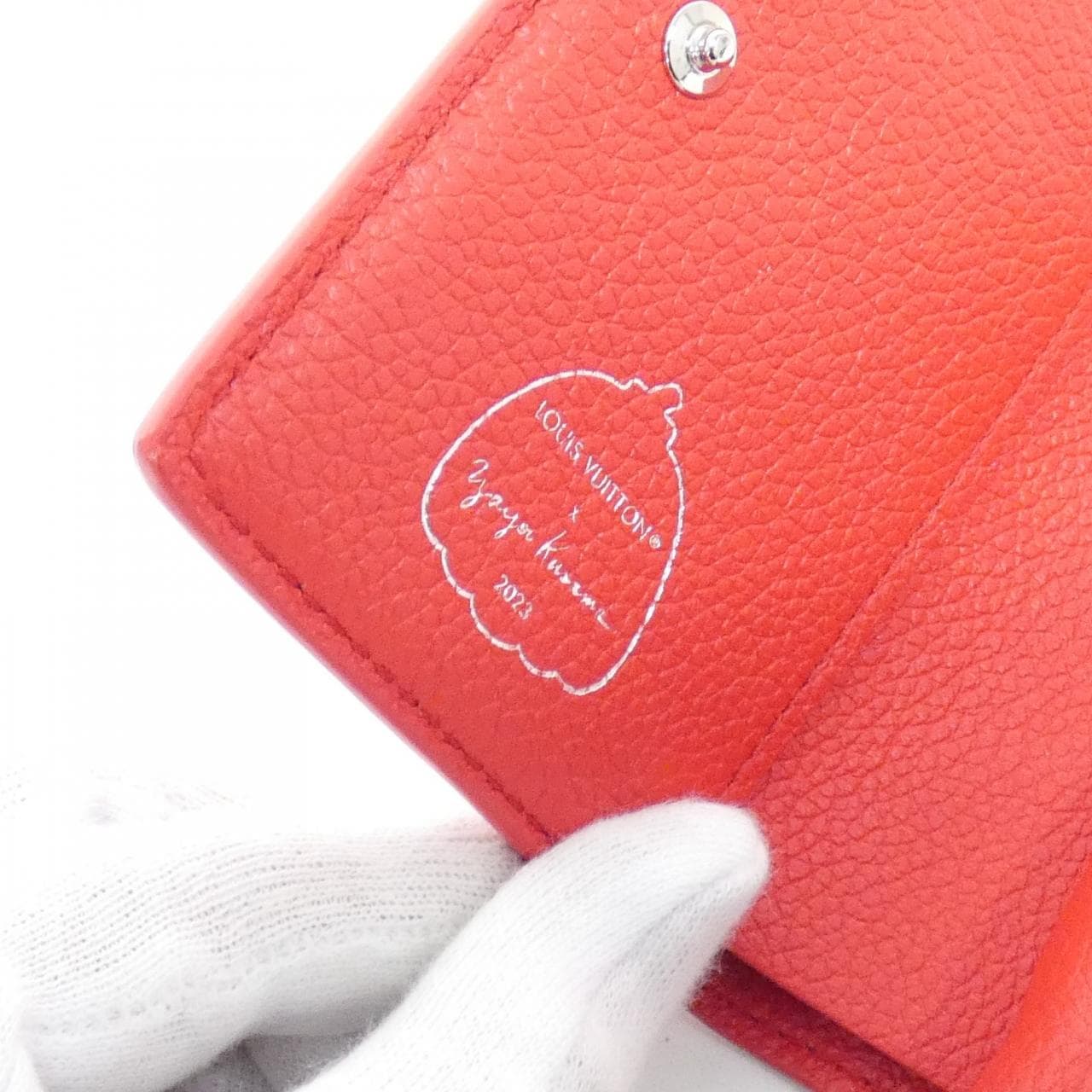 LOUIS VUITTON M82103 銀包