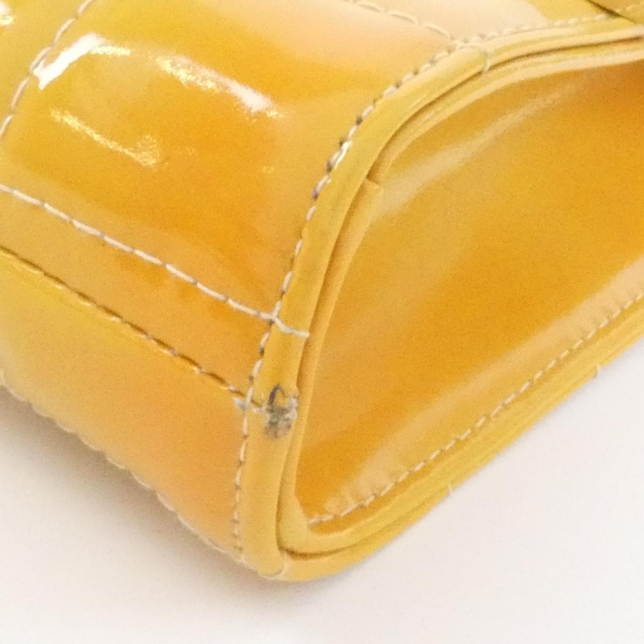 CHANEL 17661 肩背包 漆皮