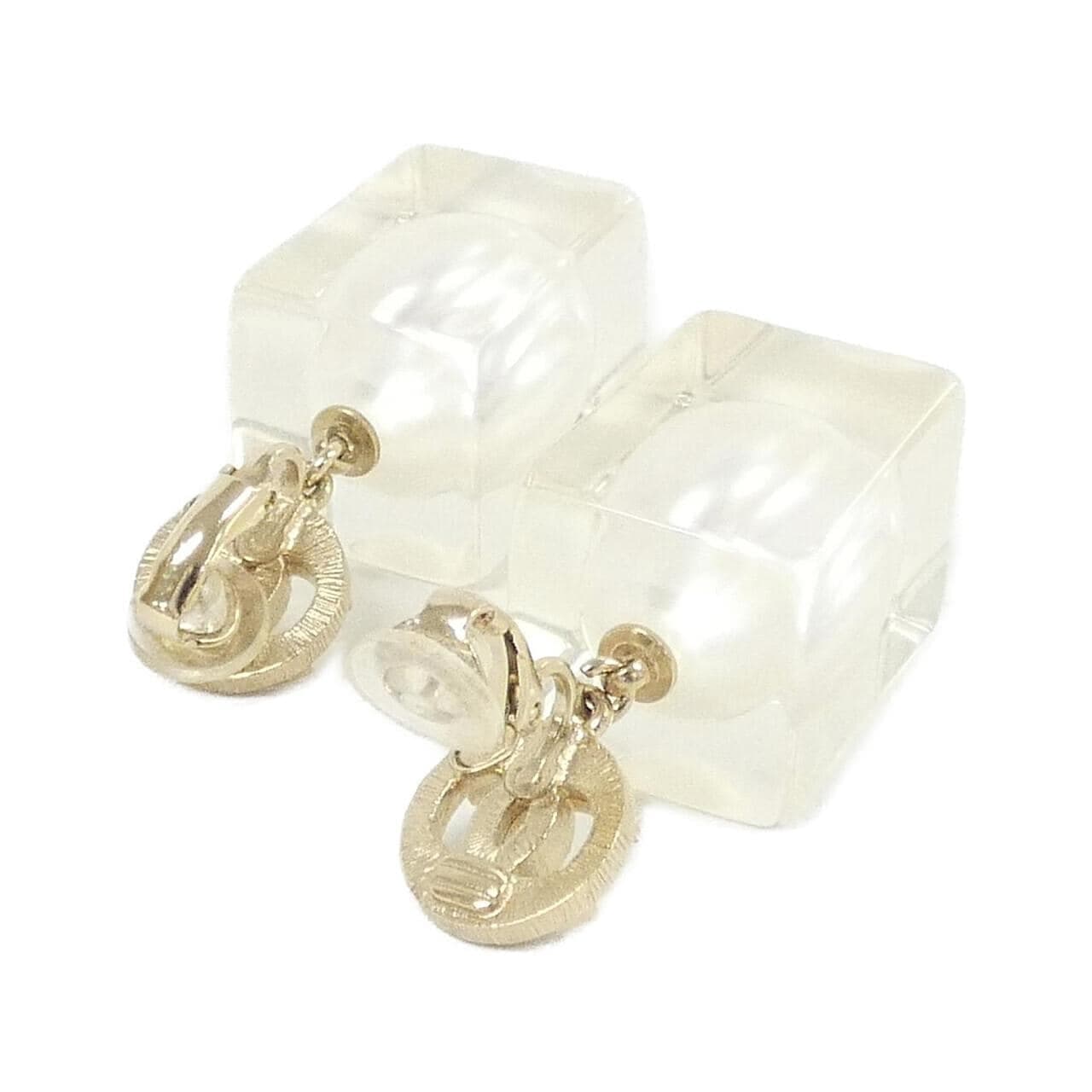CHANEL Accessories