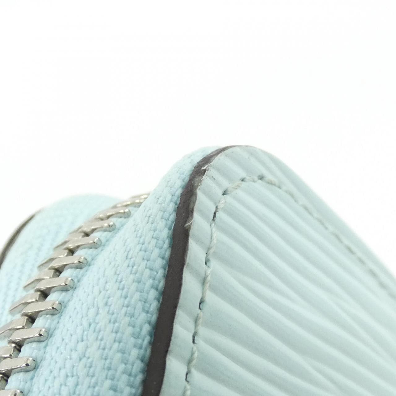 LOUIS VUITTON M82355 銀包 Epi