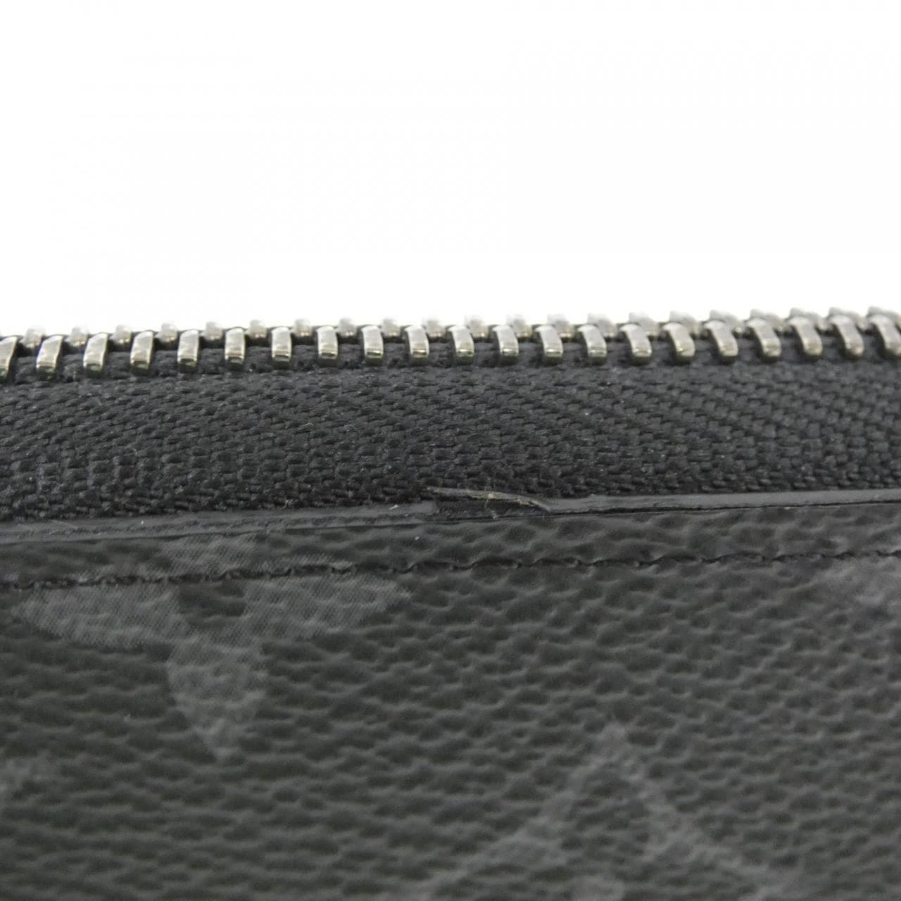 LOUIS VUITTON Eclipse M11611 銀包 Monogram