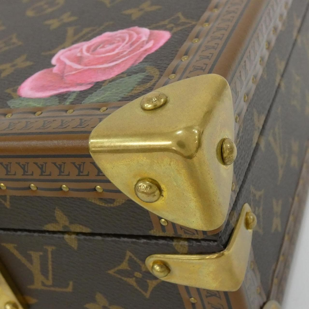 LOUIS VUITTON 銀包 Monogram