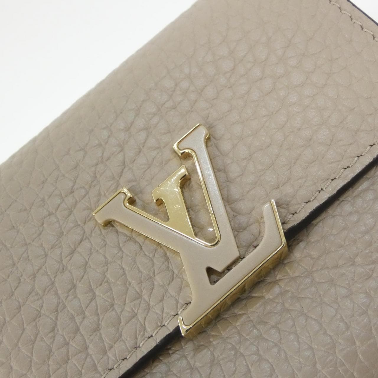 LOUIS VUITTON Capucines M68747 銀包