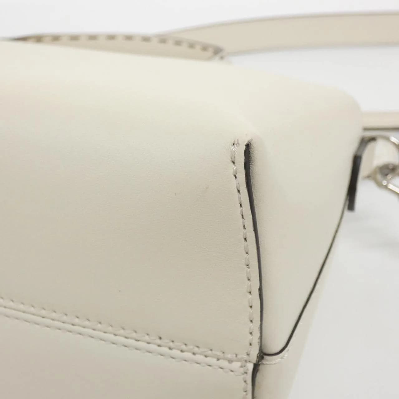 FENDI By The Way 8BL146 AC9L Handbag