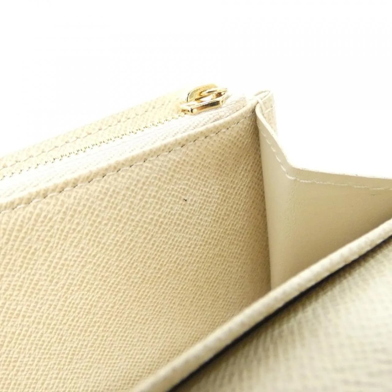 LOUIS VUITTON N63208 Wallet Damier