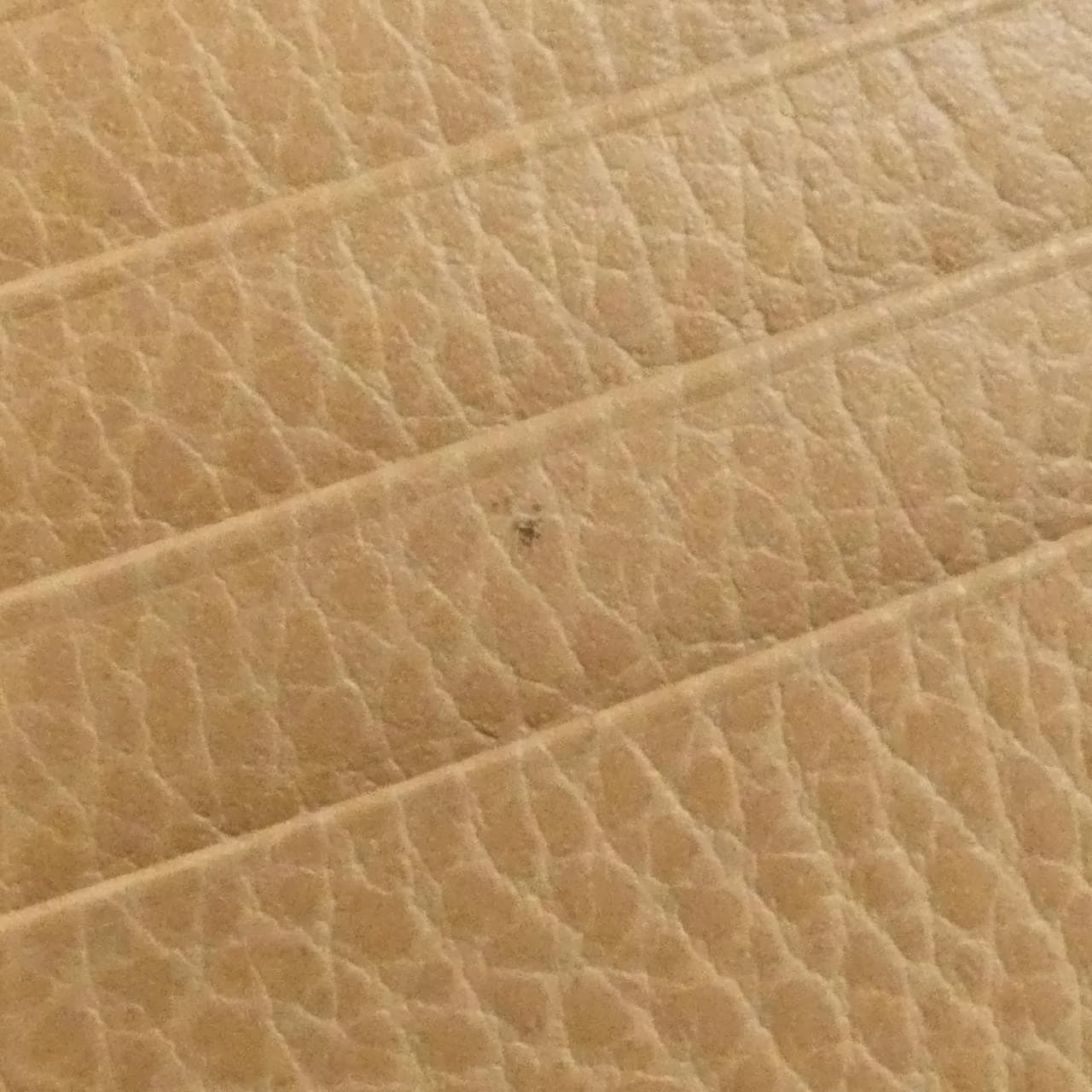 GUCCI 615525 CAO0G 銀包 皮革
