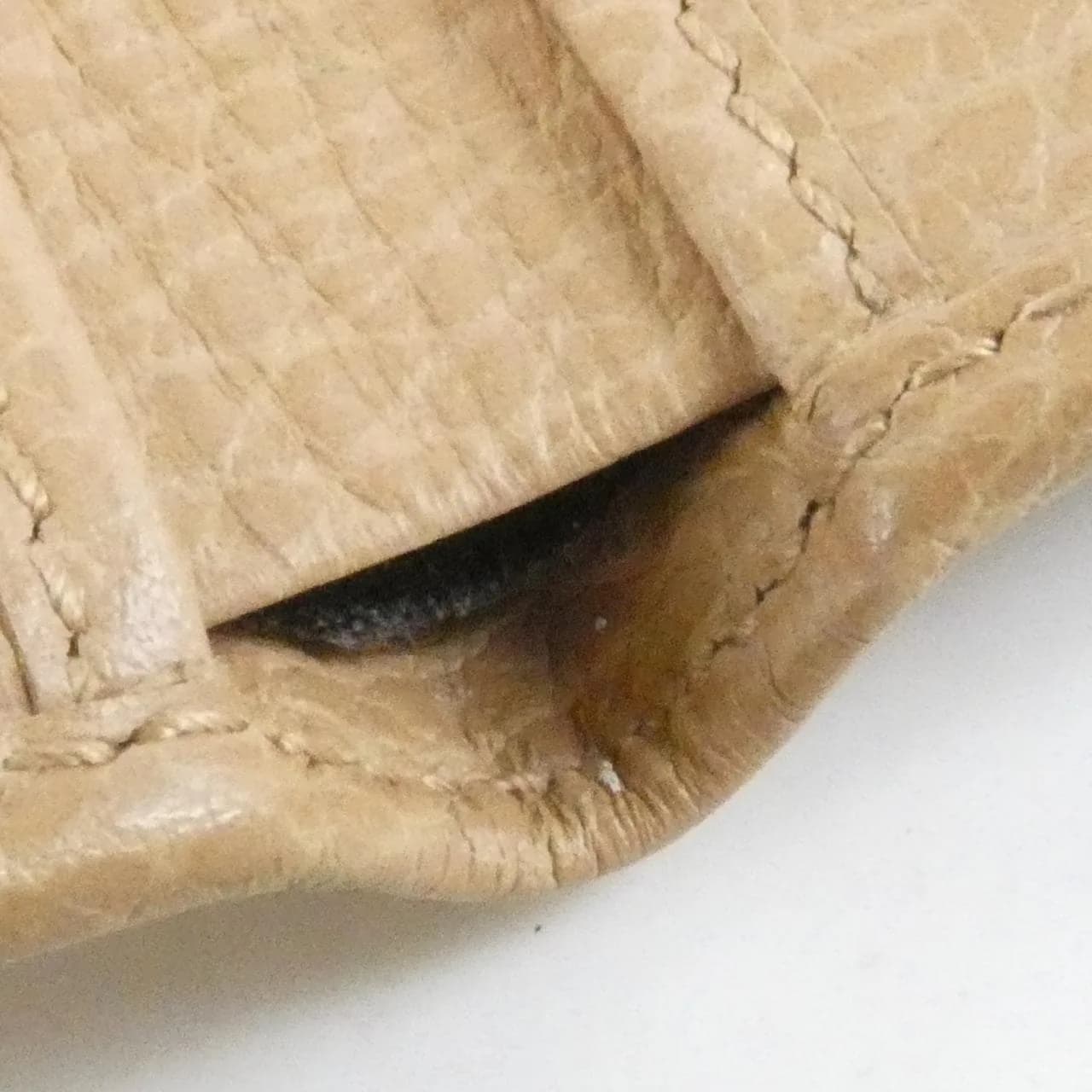 GUCCI 615525 CAO0G 銀包 皮革