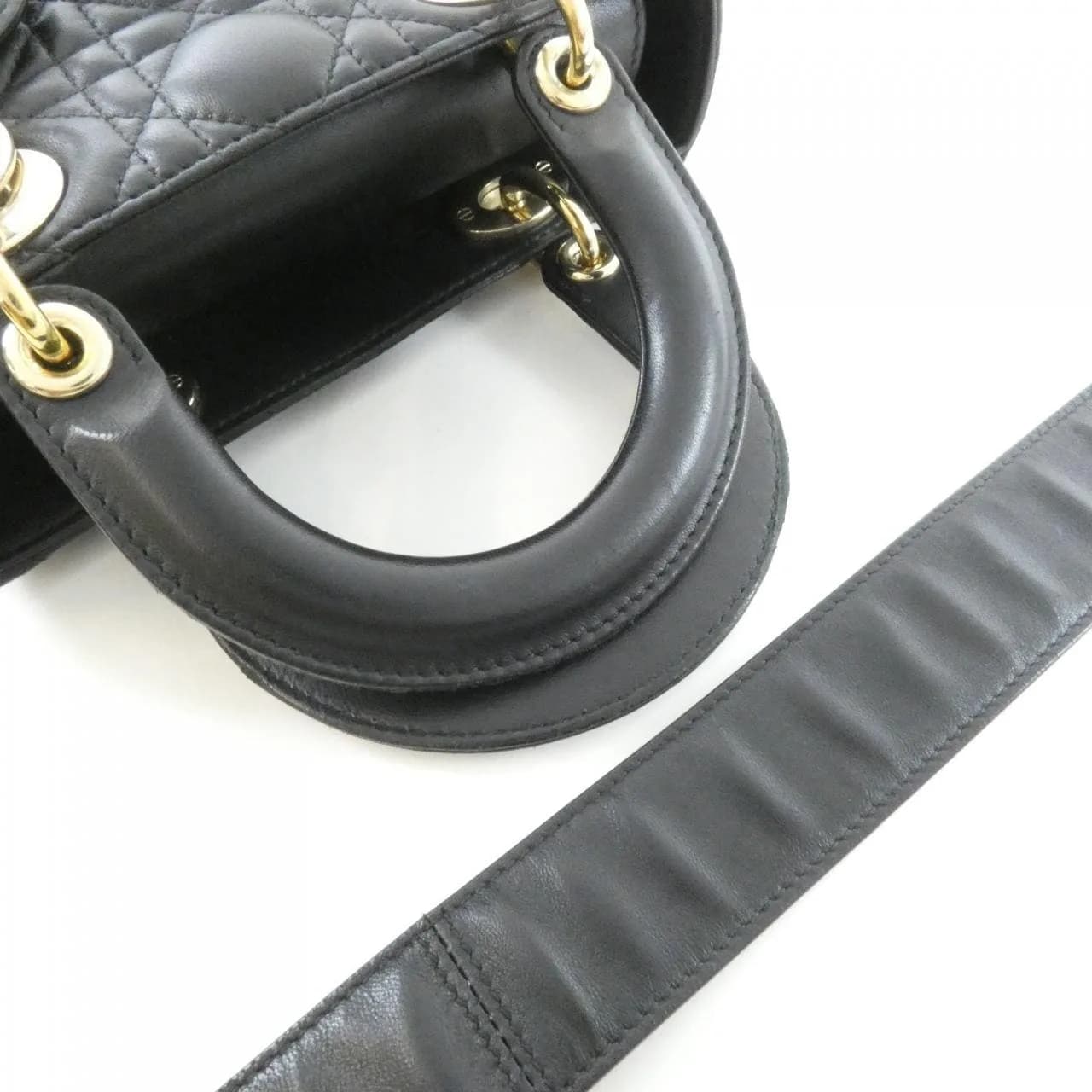 DIOR Lady Dior M0538OCAL Handbag Lambskin