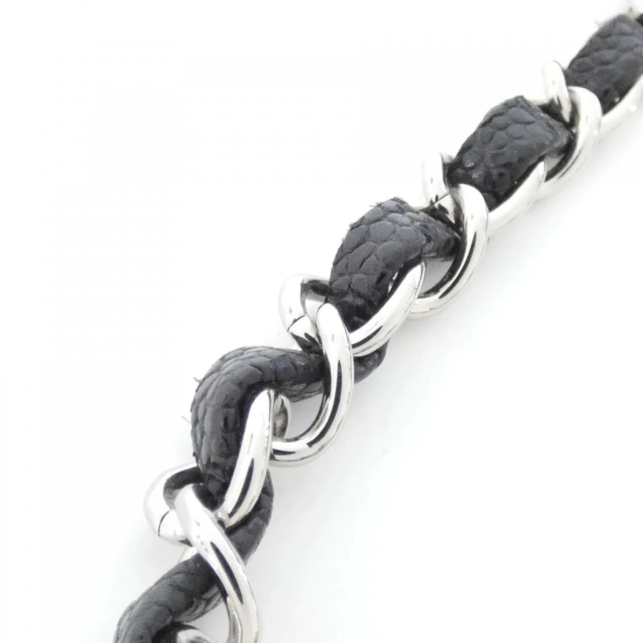 CHANEL Matelasse 1112 Shoulder Grained Calfskin