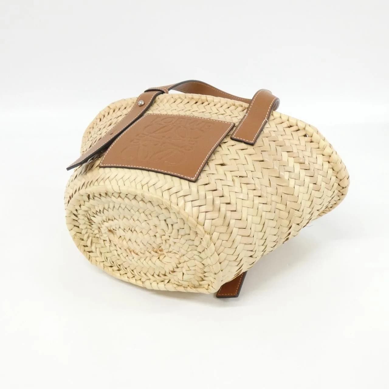 LOEWE 327 02 S93 Handbag