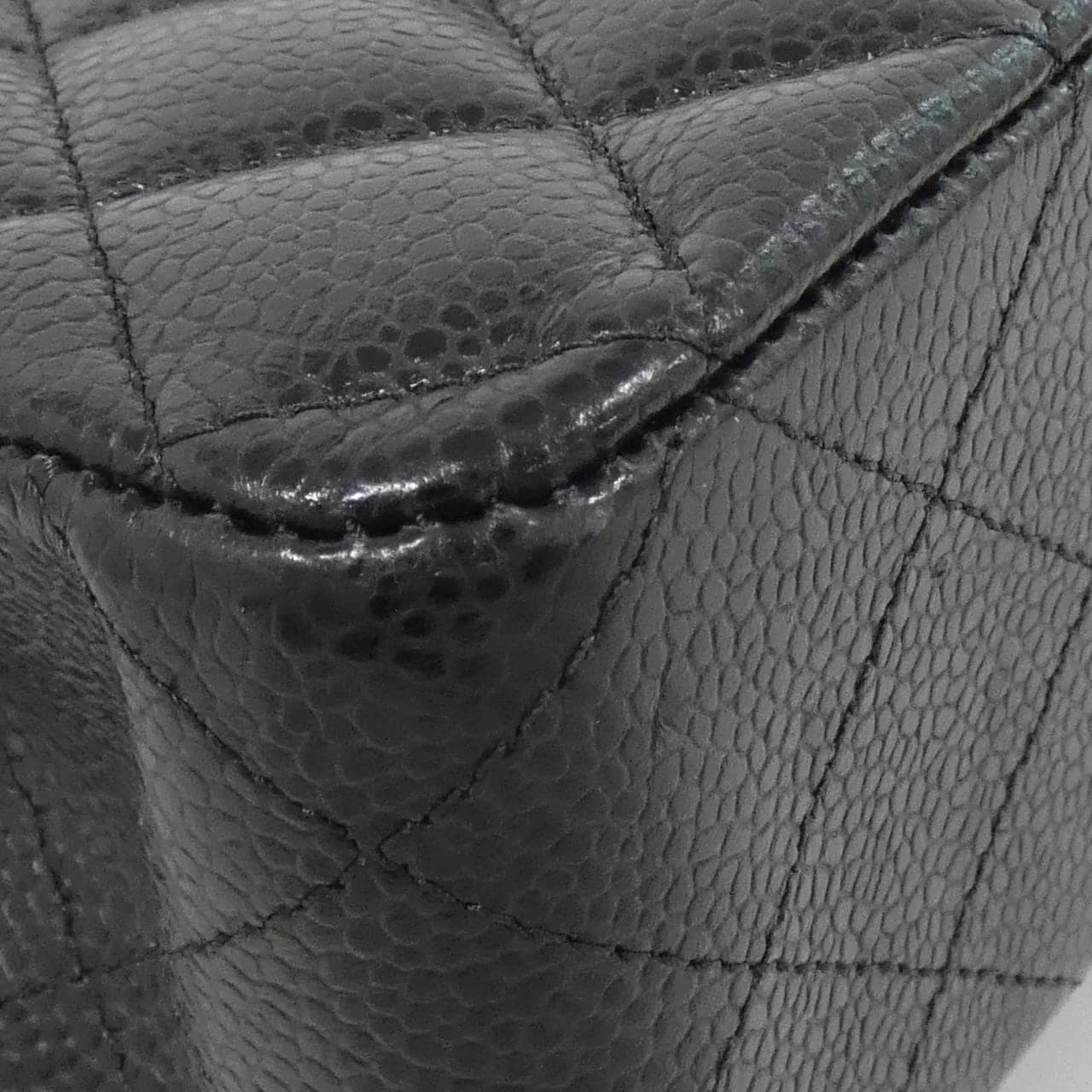 CHANEL Matelasse 1112 Shoulder Grained Calfskin