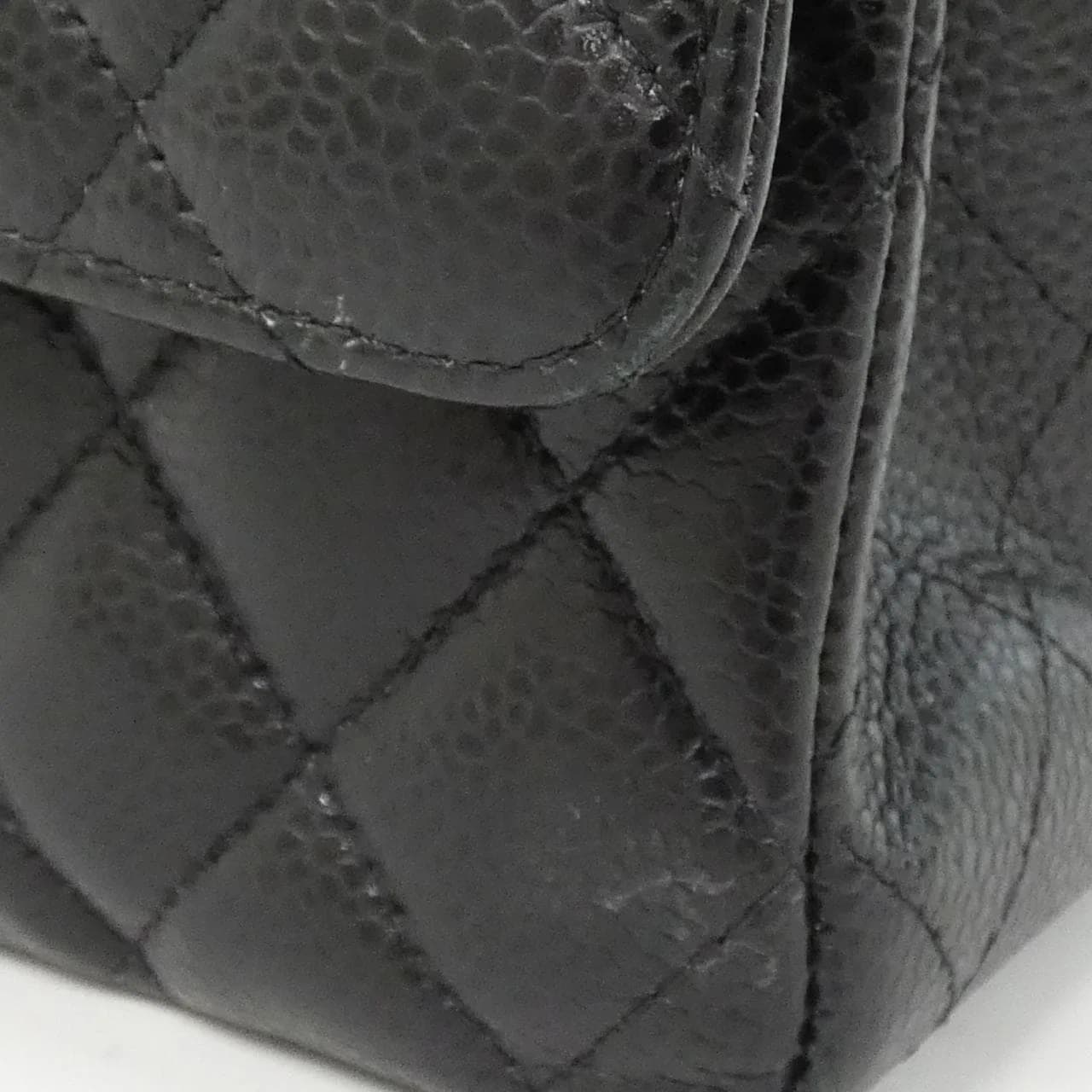 CHANEL Matelasse 1112 Shoulder Grained Calfskin