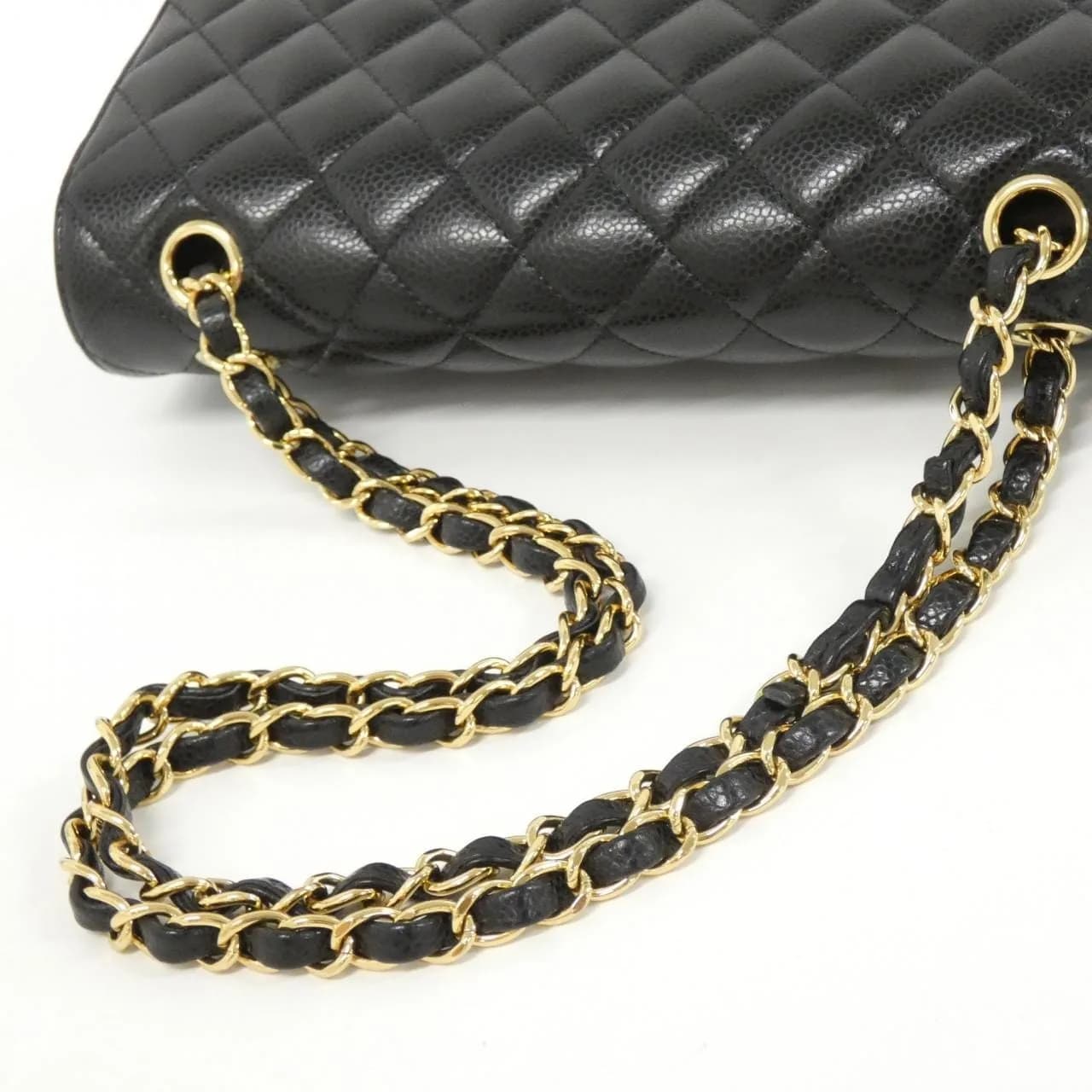 CHANEL Matelasse 1112 Shoulder Grained Calfskin