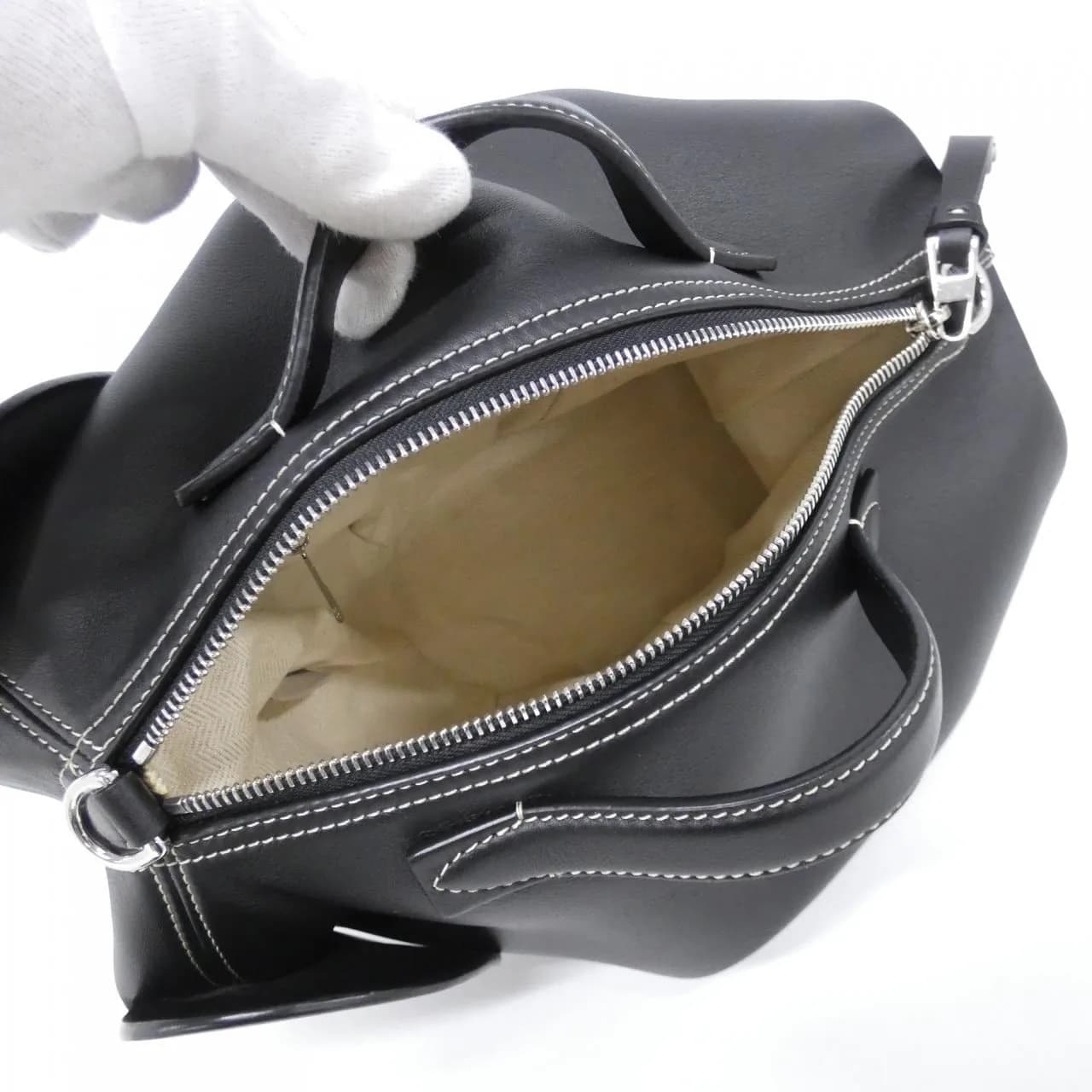 LOEWE B623A18X01 手提包