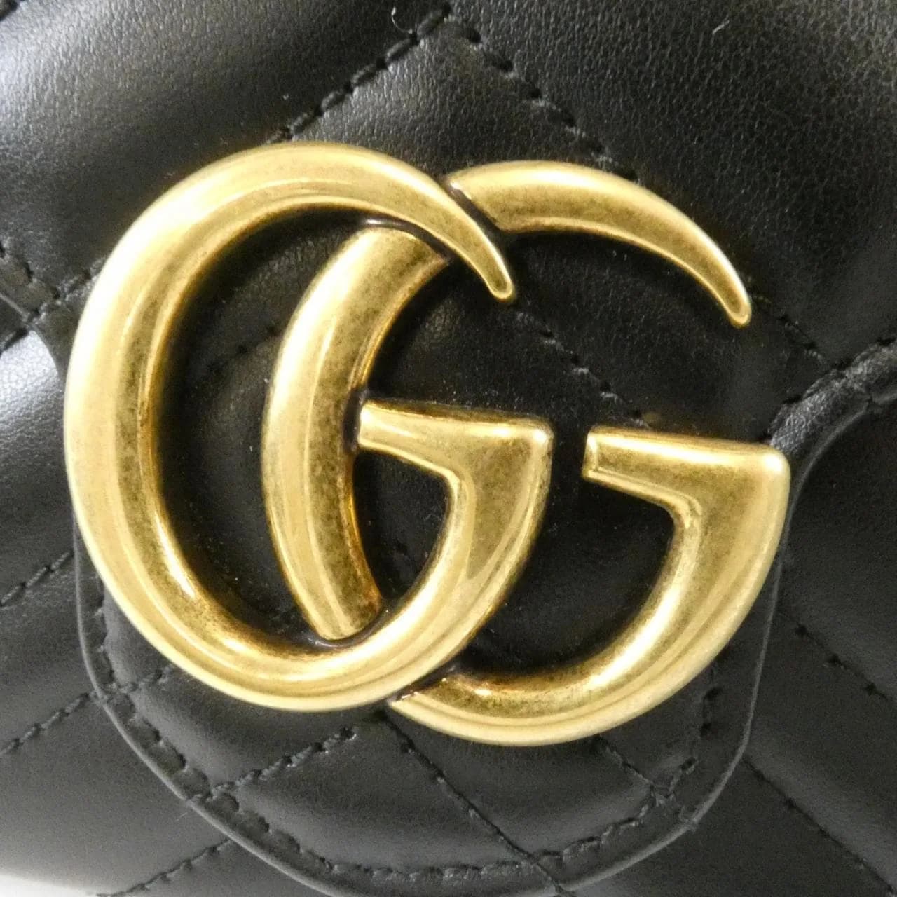 GUCCI GG Marmont 474575 DTD1T 肩背包 皮革