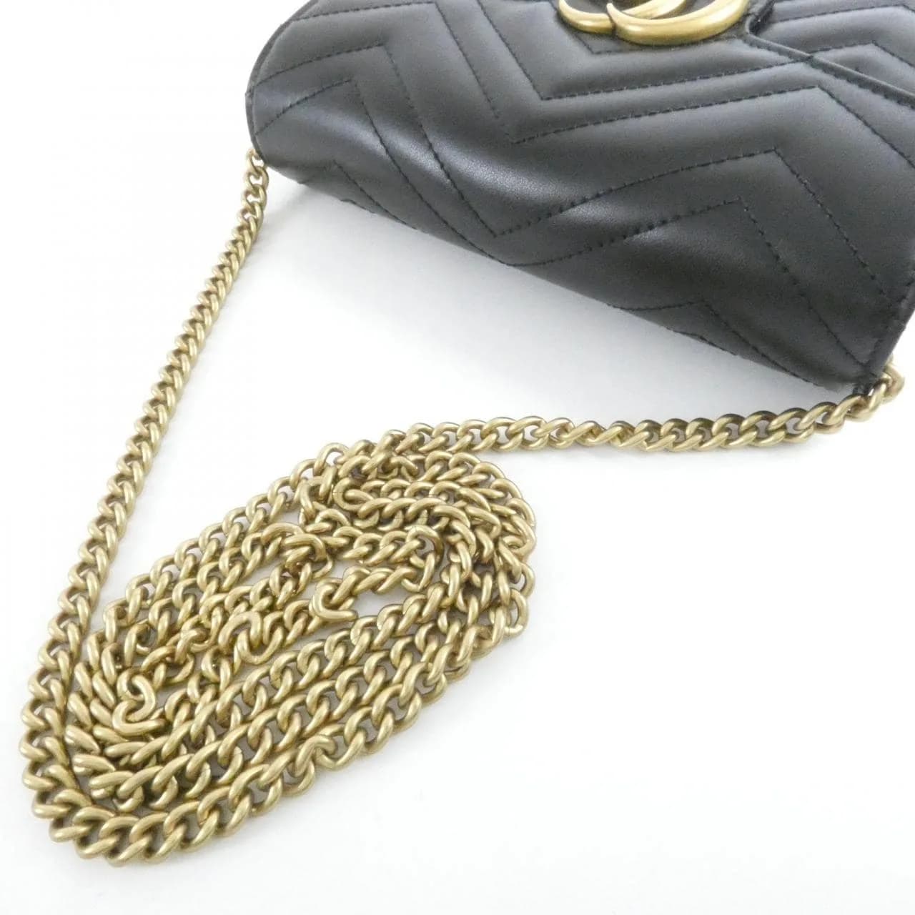 GUCCI GG Marmont 474575 DTD1T 肩背包 皮革