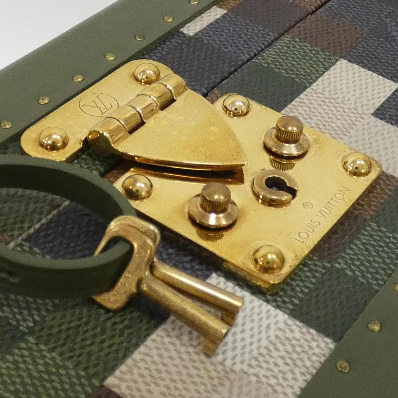 LOUIS VUITTON M10376 銀包 帆布