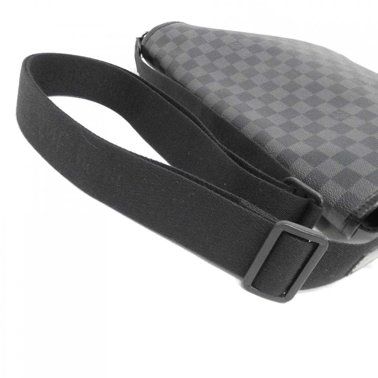 LOUIS VUITTON N58033 肩背包 Damier