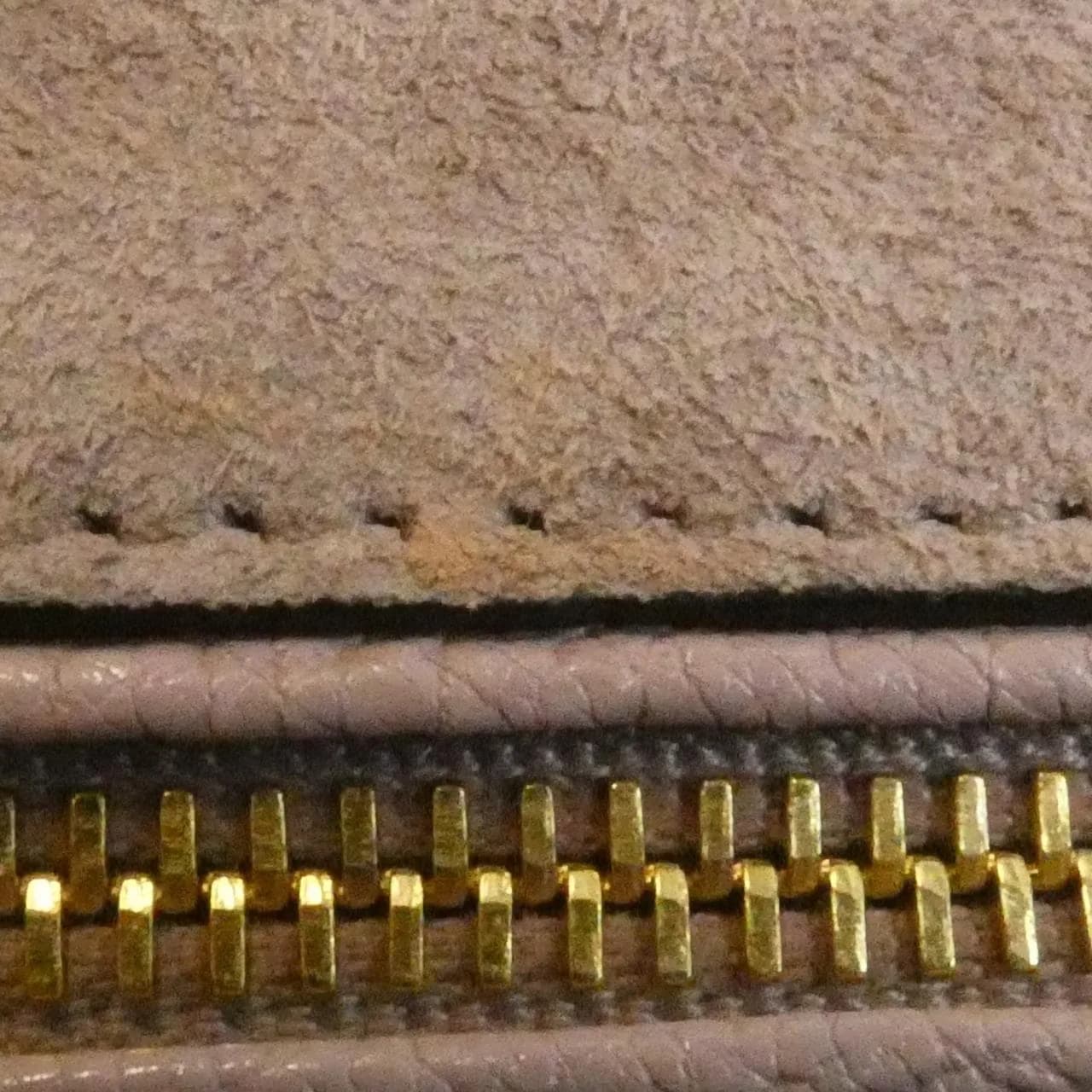 MIU MIU 5BH609 肩背包