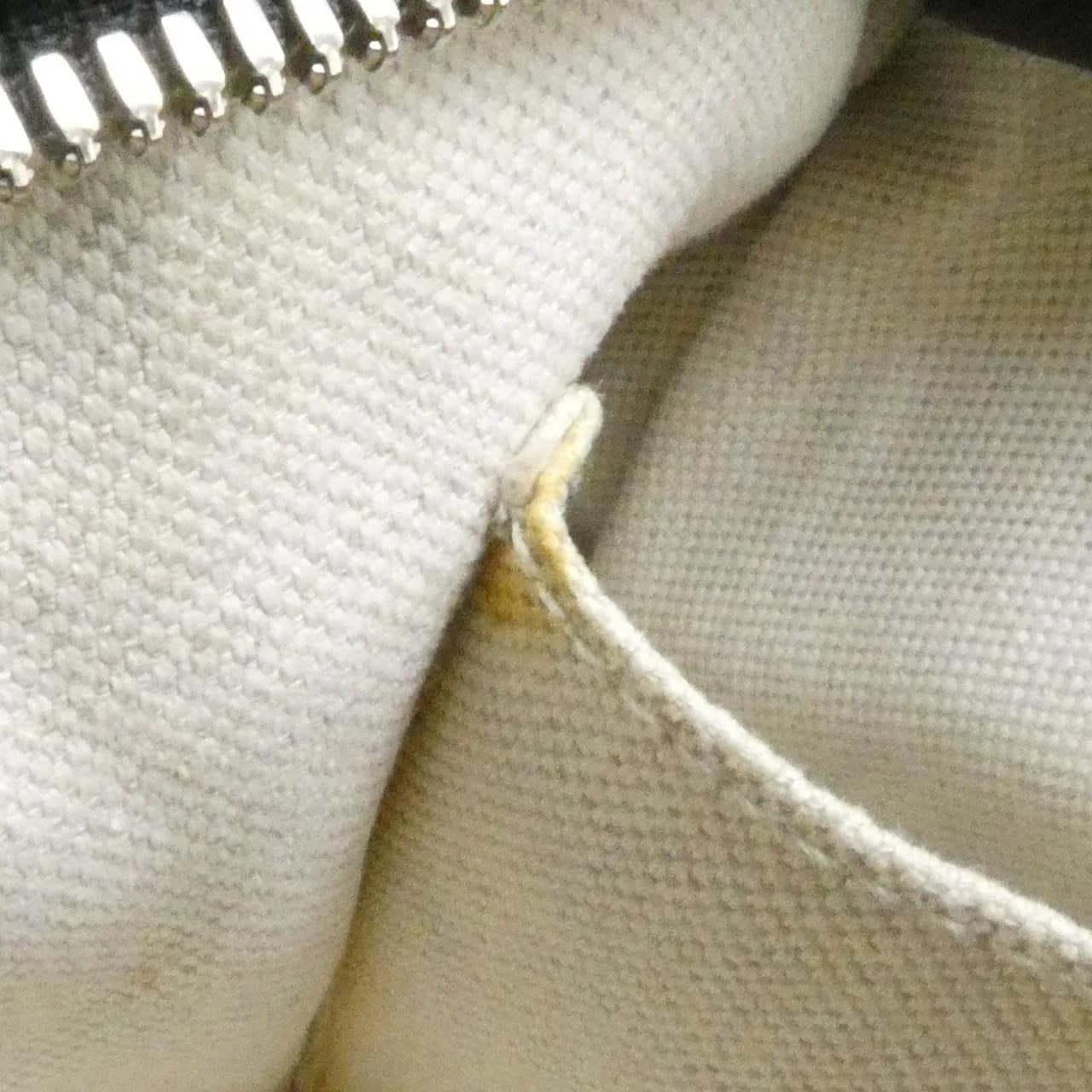GUCCI 322827 A7M8N 肩背包 皮革