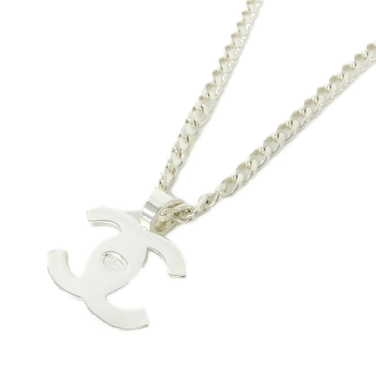 CHANEL Accessories