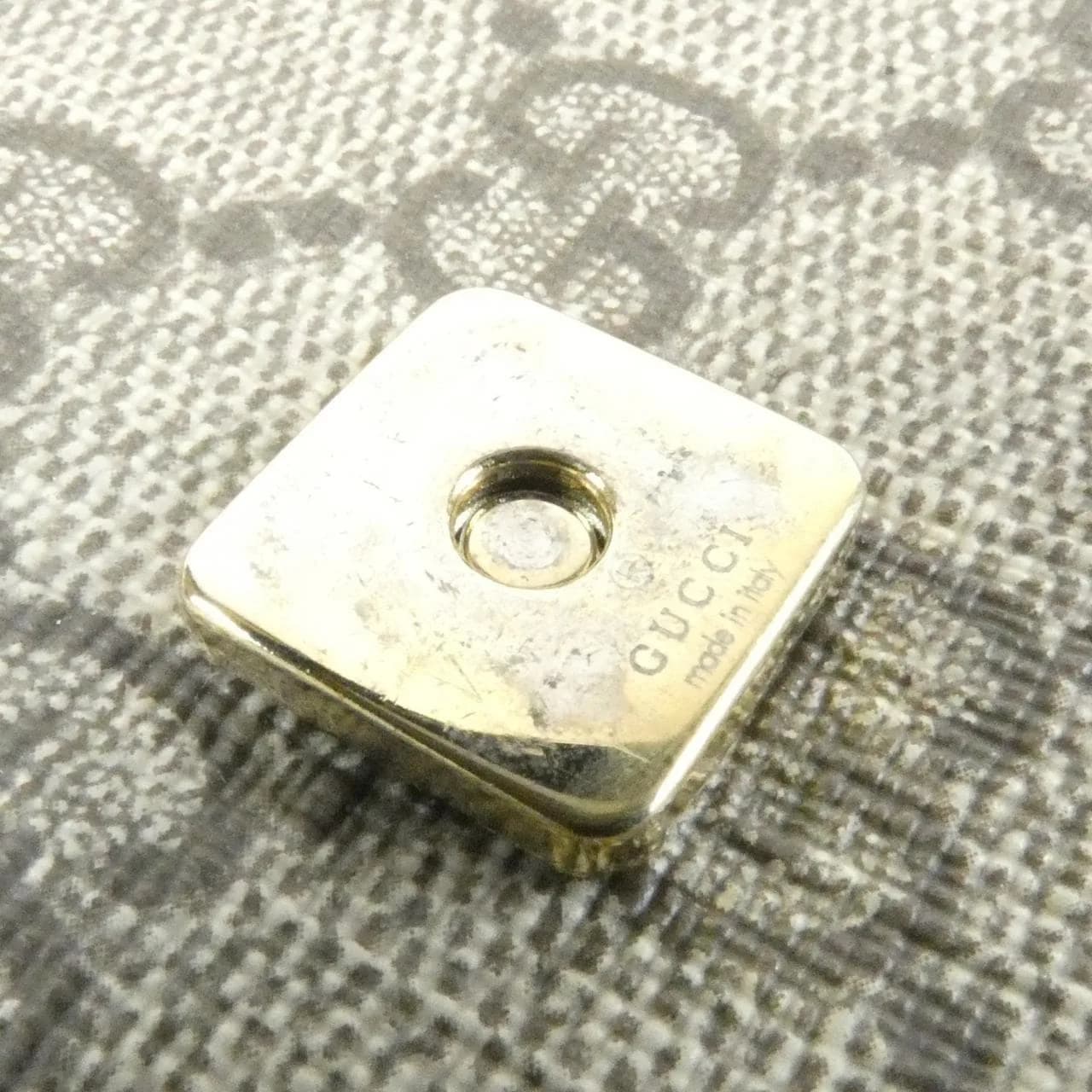 GUCCI 223666 KGDIG 肩背包
