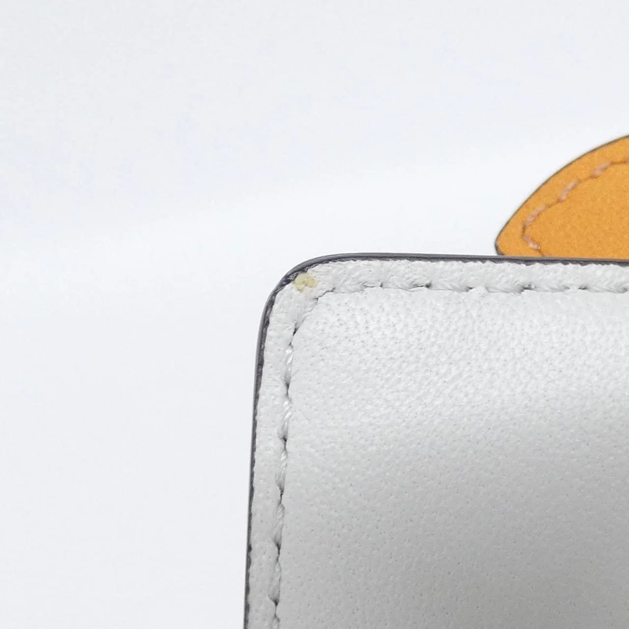 FENDI Baguette 8BR793 AK2K 肩背包 羊皮