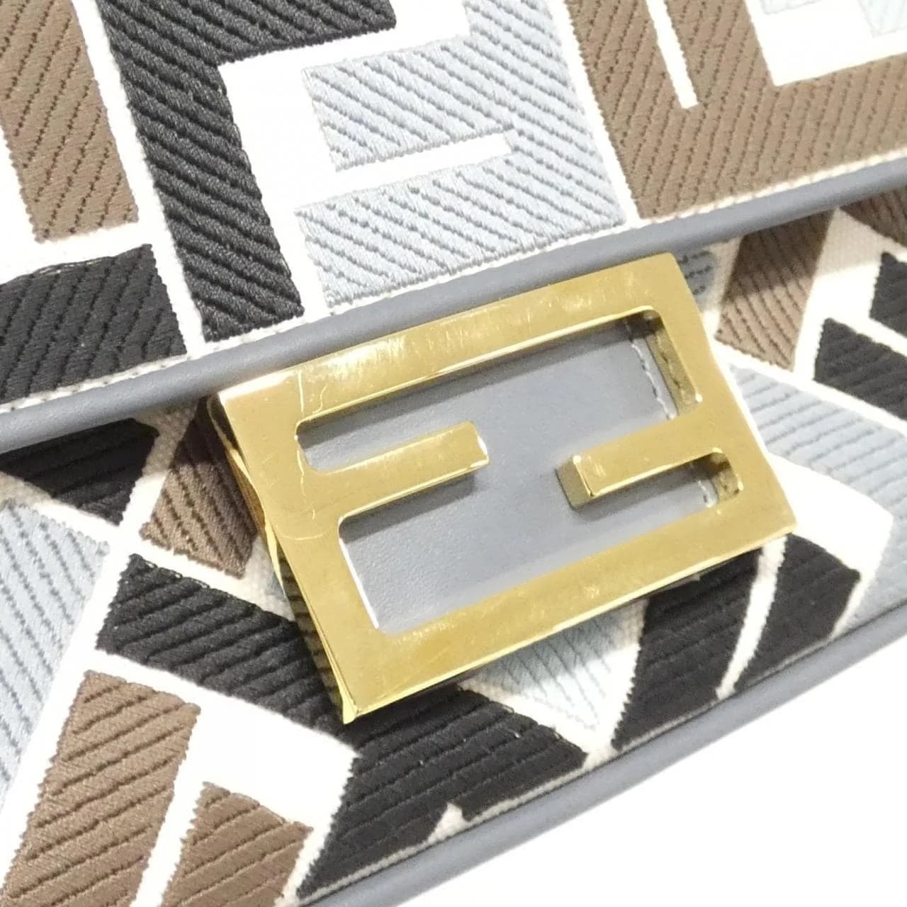 FENDI Baguette 8BS017 ARC2 手提包 帆布