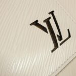 Louis Vuitton Epi Marelle M80688 Shoulder Bag - Image 4