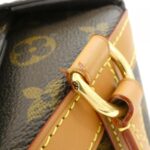 Louis Vuitton Monogram Milk Box M44877 Shoulder Bag - Image 8