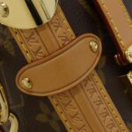 Louis Vuitton Monogram Side Trunk MM M46358 Shoulder Bag - Image 4