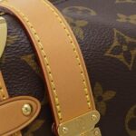 Louis Vuitton Monogram Side Trunk MM M46358 Shoulder Bag - Image 5