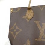 Louis Vuitton Monogram Giant Onthego MM Bag M45321 - Image 4