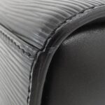 Louis Vuitton Epi Pont Neuf M52052 Bag - Image 3