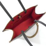 Louis Vuitton Monogram Giant Onthego MM Bag M45321 - Image 6