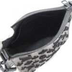 Louis Vuitton Monogram Tuffetage Triangle Messenger M45070 Shoulder Bag - Image 6