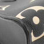 Louis Vuitton Bicolor Monogram Empreinte OnTheGo PM M45659 Bag - Image 2