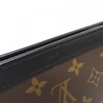 Louis Vuitton Monogram Macassar Gaston Wearable Wallet M14036 Shoulder Bag - Image 4