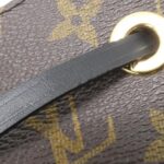 Louis Vuitton Monogram Neo Noé MM M44020 Shoulder Bag - Image 4