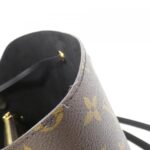 Louis Vuitton Monogram Neo Noé MM M44020 Shoulder Bag - Image 6