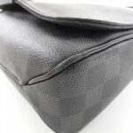 Louis Vuitton Damier Graphite District PM N41260 Shoulder Bag - Image 3