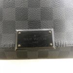 Louis Vuitton Damier Graphite District PM N41260 Shoulder Bag - Image 4