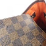 Damier Marais N42240 Shoulder Bag - Image 7
