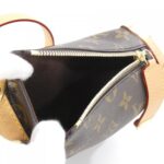 Louis Vuitton Monogram Side Trunk PM M46815 Shoulder Bag - Image 6