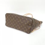 Louis Vuitton Monogram Neverfull MM M46987 Bag - Image 2